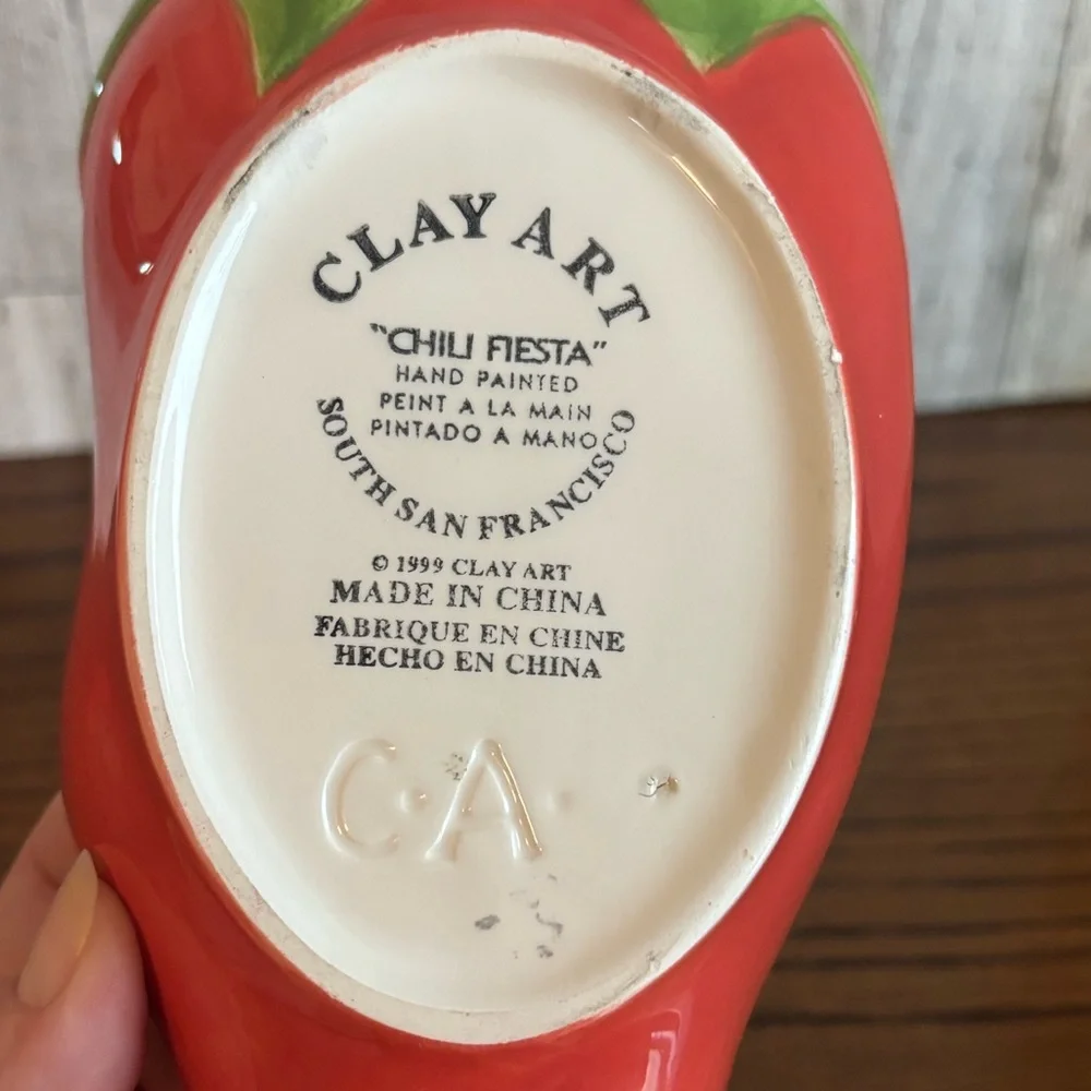 Clay art Chili Pepper Shaped Ceramic salsa dish